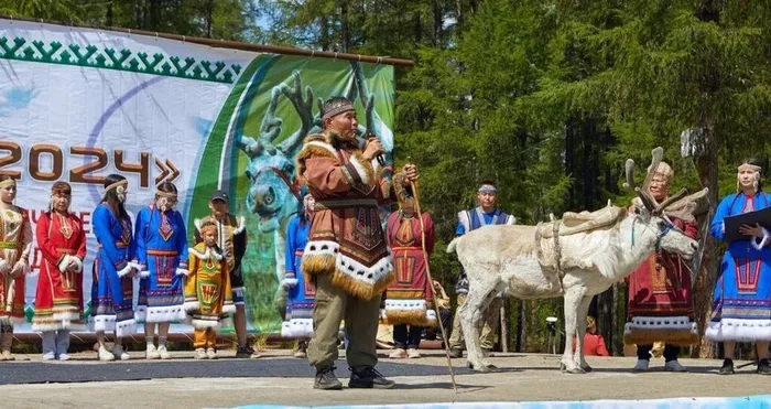 Хозяева праздника