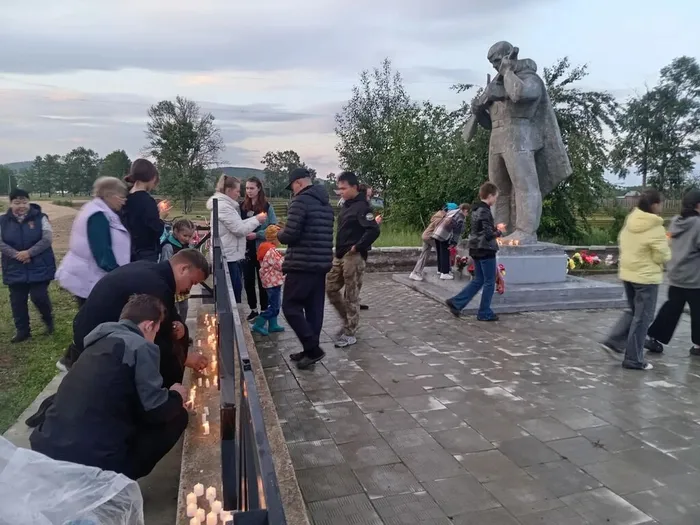 Акция свеча памятип