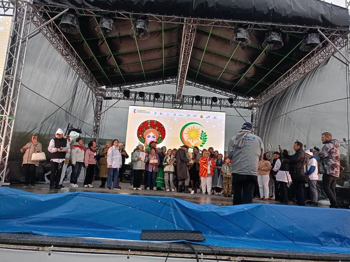 Люди и солнце