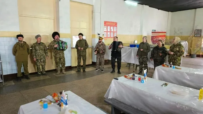 Концерт в столовой