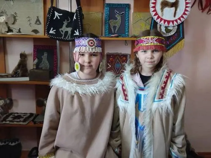 Одежда для девушек